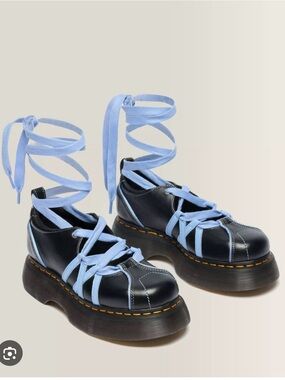 Dr Marten Buzz Ballerina Wrap Around - US women 9